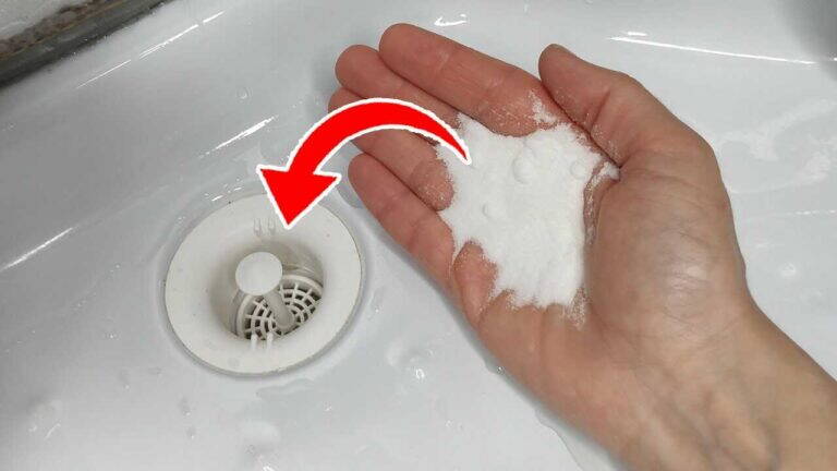 L’ingorgo e il cattivo odore spariscono per sempre! Come eliminare un ingorgo nella vasca da bagno, nel lavandino